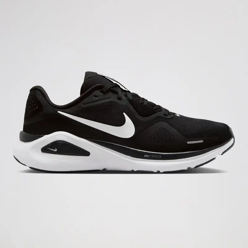 Nike Structure 26